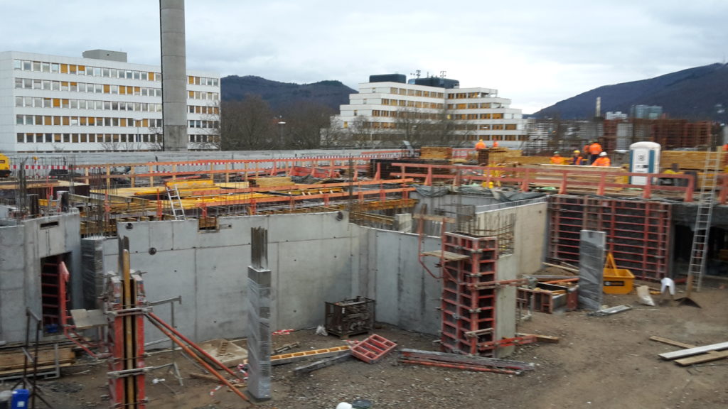 Heidelberg Village Bahnstadt Bildertagebuch Bautagebuch Bauteil A: Herstellen der Stützen im UG